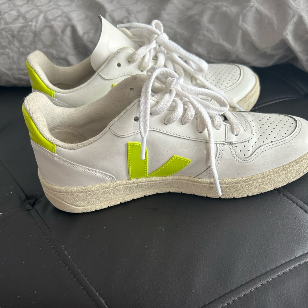 Veja shoes